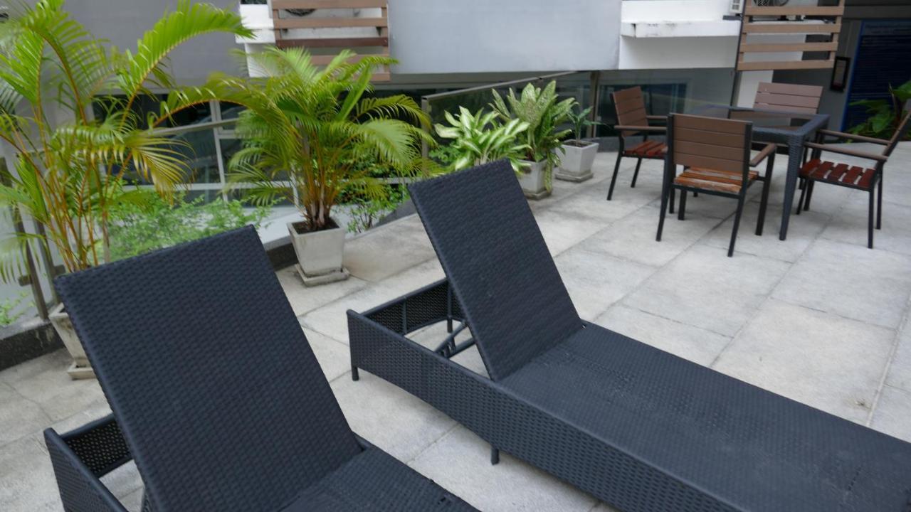 Апартаменты Sundowner Sukhumvit Бангкок Экстерьер фото